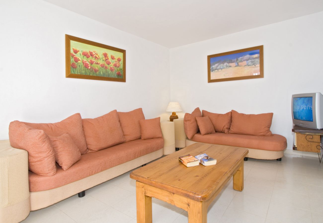 Villa in Puerto del Carmen - Villa Saturn 4 bedroom villa