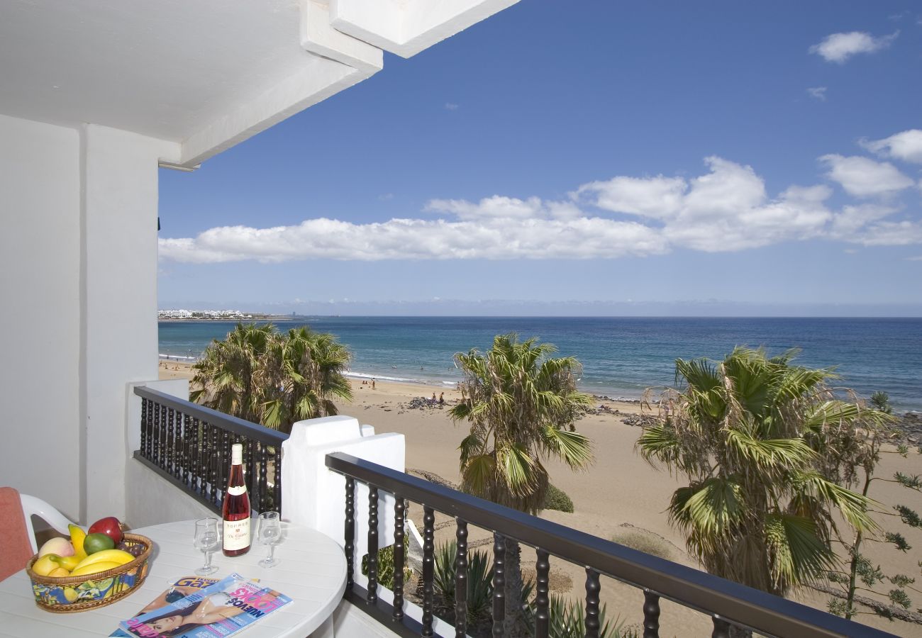Ferienwohnung in Puerto del Carmen - Costa Luz beach front block 6 Two bedroom apts..