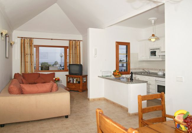 Villa in Puerto del Carmen - Villa Saturn 4 bedroom villa Villa in Puerto del Carmen - Villa Saturn 4 bedroom villa