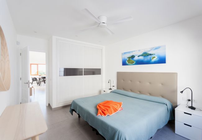 Villa in Puerto del Carmen - Villas Venus, Jupiter and Neptune Villa in Puerto del Carmen - Villas Venus, Jupiter and Neptune