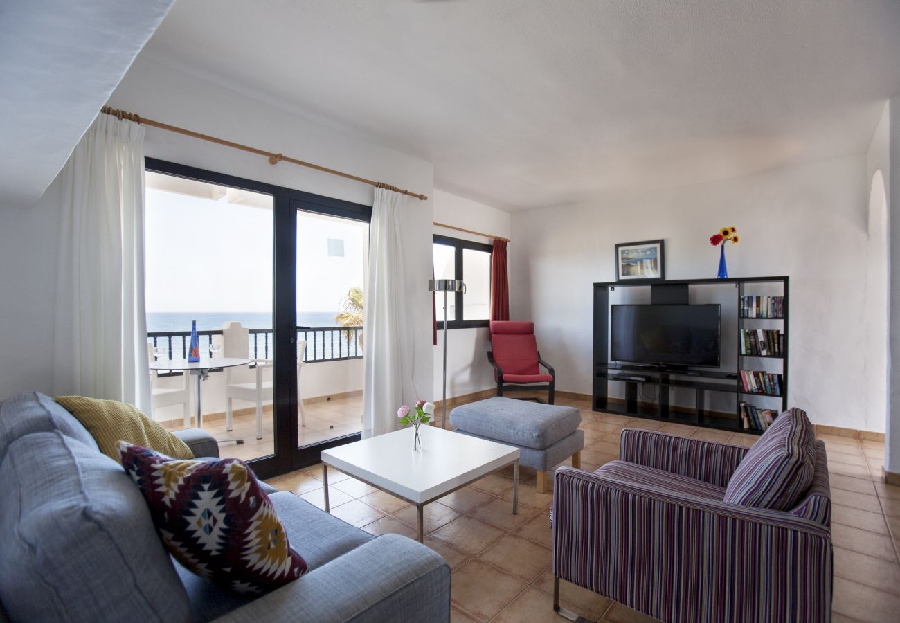 Appartement in Puerto del Carmen - Costa Luz beach front block 6 Two bedroom apts.
