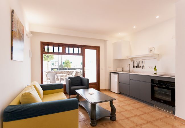 Apartamento en Puerto del Carmen - Princesa Ico 1 bedroom apts. Apartamento en Puerto del Carmen - Princesa Ico 1 bedroom apts.