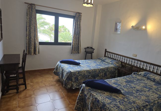 Apartamento en Puerto del Carmen - Costa Luz  2 bedroom apts. Apartamento en Puerto del Carmen - Costa Luz  2 bedroom apts.