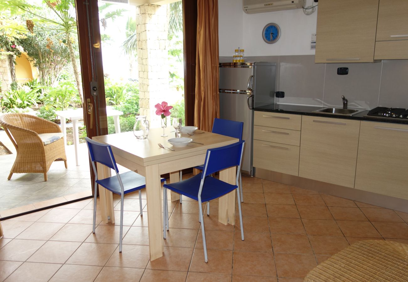 Apartamento en Santa Maria - Porto Antigo One beach-front Studio