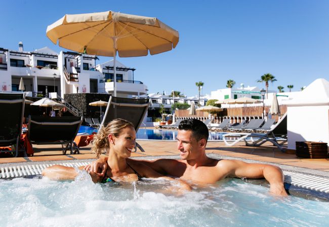 Appartamento a Puerto del Carmen - Club Oceano 2 bedroom Apts. Appartamento a Puerto del Carmen - Club Oceano 2 bedroom Apts.