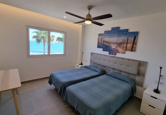 Appartamento a Puerto del Carmen - Costa Luz beach front block 6 Two bedroom apts. Appartamento a Puerto del Carmen - Costa Luz beach front block 6 Two bedroom apts.