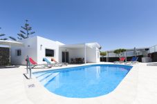 Villa em Puerto del Carmen - Villa Delphi 3 bedroom villa Villa em Puerto del Carmen - Villa Delphi 3 bedroom villa