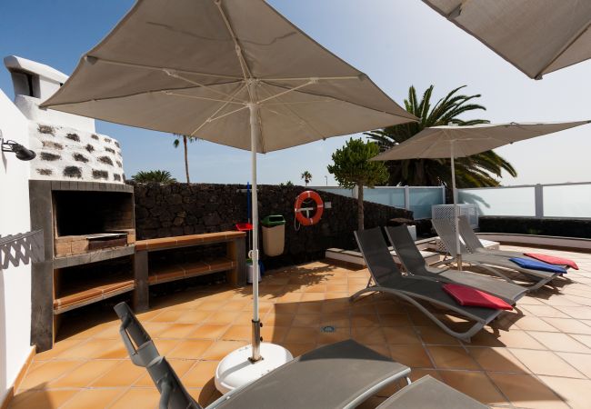 Villa in Puerto del Carmen - Villa Mimi 4 bedroom villa Villa in Puerto del Carmen - Villa Mimi 4 bedroom villa