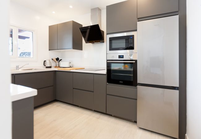 Villa in Puerto del Carmen - Villa Mimi 4 bedroom villa Villa in Puerto del Carmen - Villa Mimi 4 bedroom villa